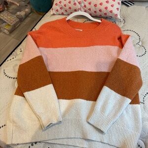 Old navy sweater